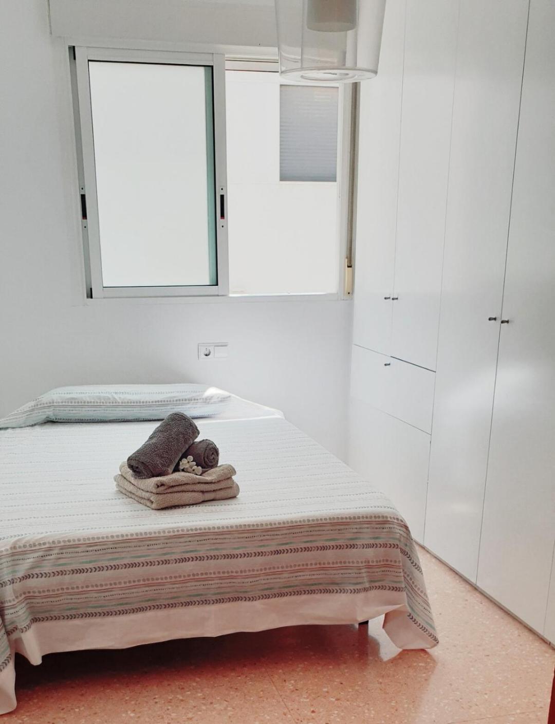 Lovely Penhouse In Alicante With Parking Luaran gambar